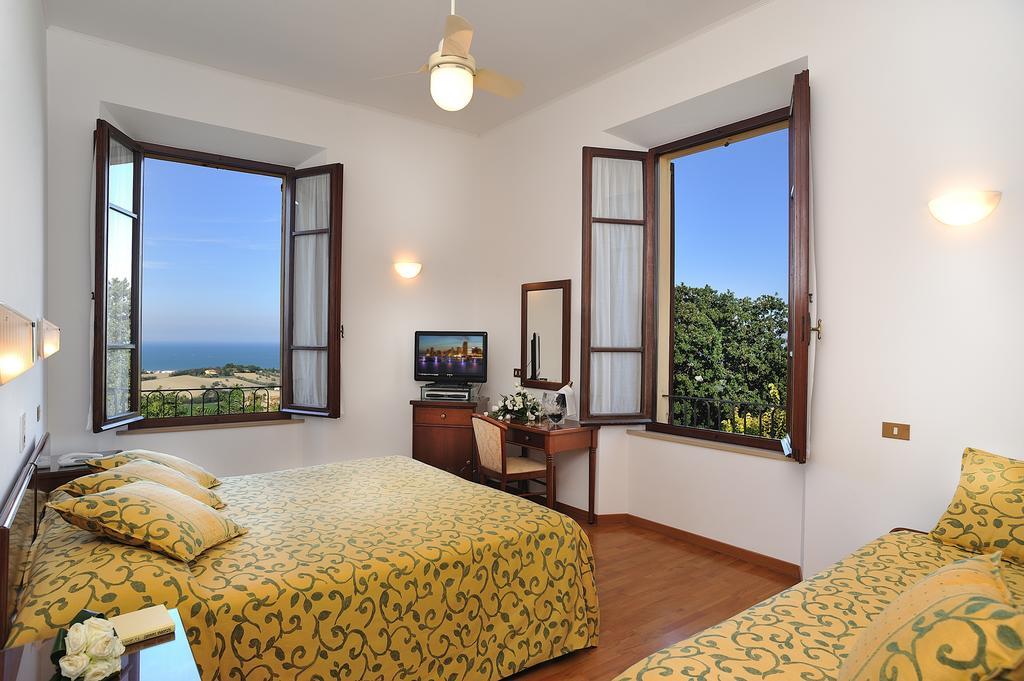 Hotel Bel Sit سينِغاليا الغرفة الصورة