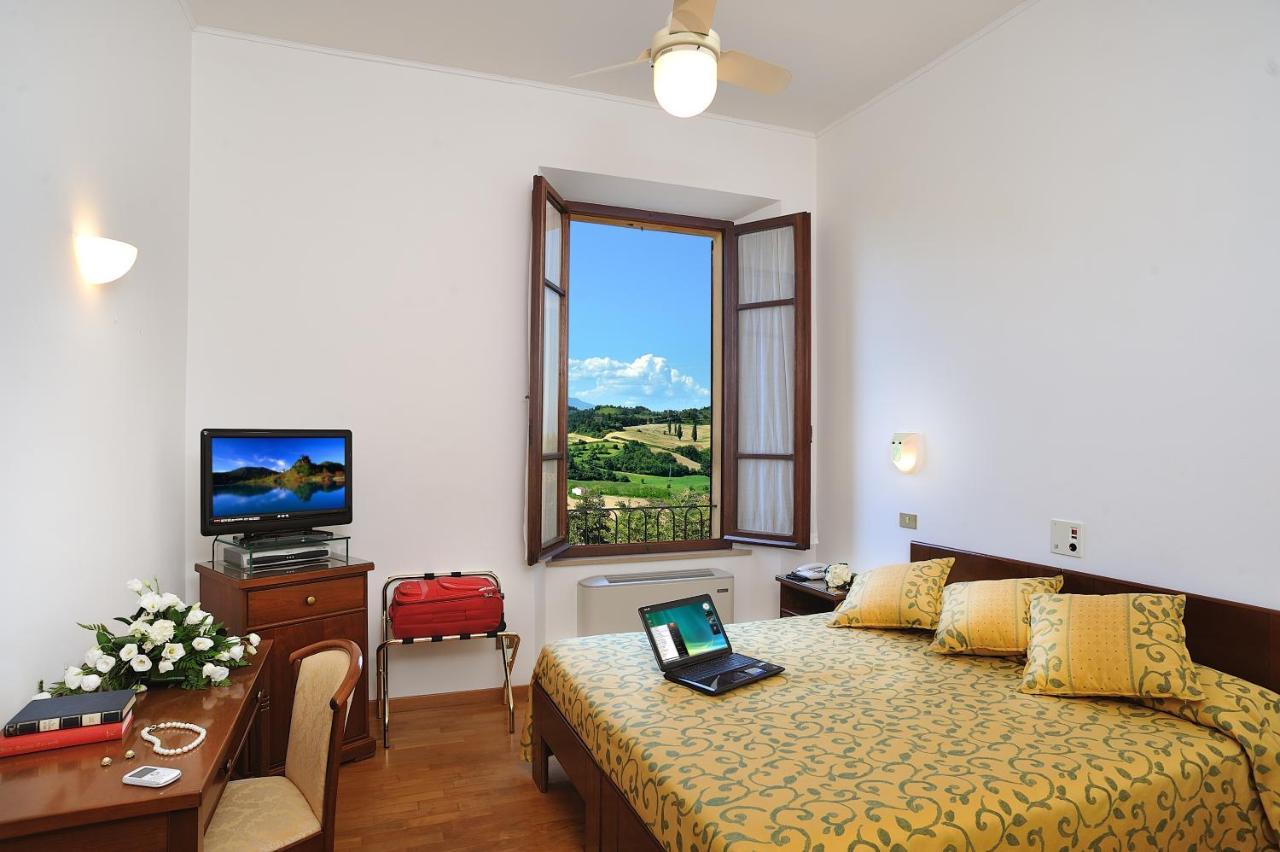 Hotel Bel Sit سينِغاليا المظهر الخارجي الصورة