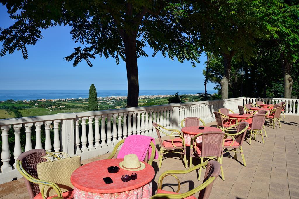 Hotel Bel Sit سينِغاليا المظهر الخارجي الصورة